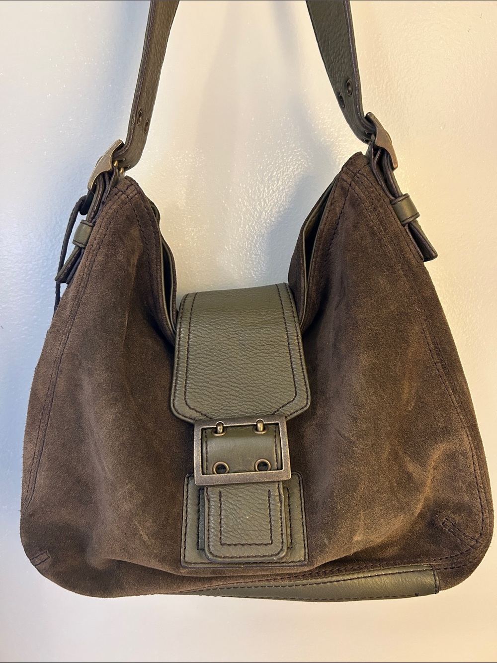 Women’s Banana Republic Suede Shoulder Bag in Dark Green